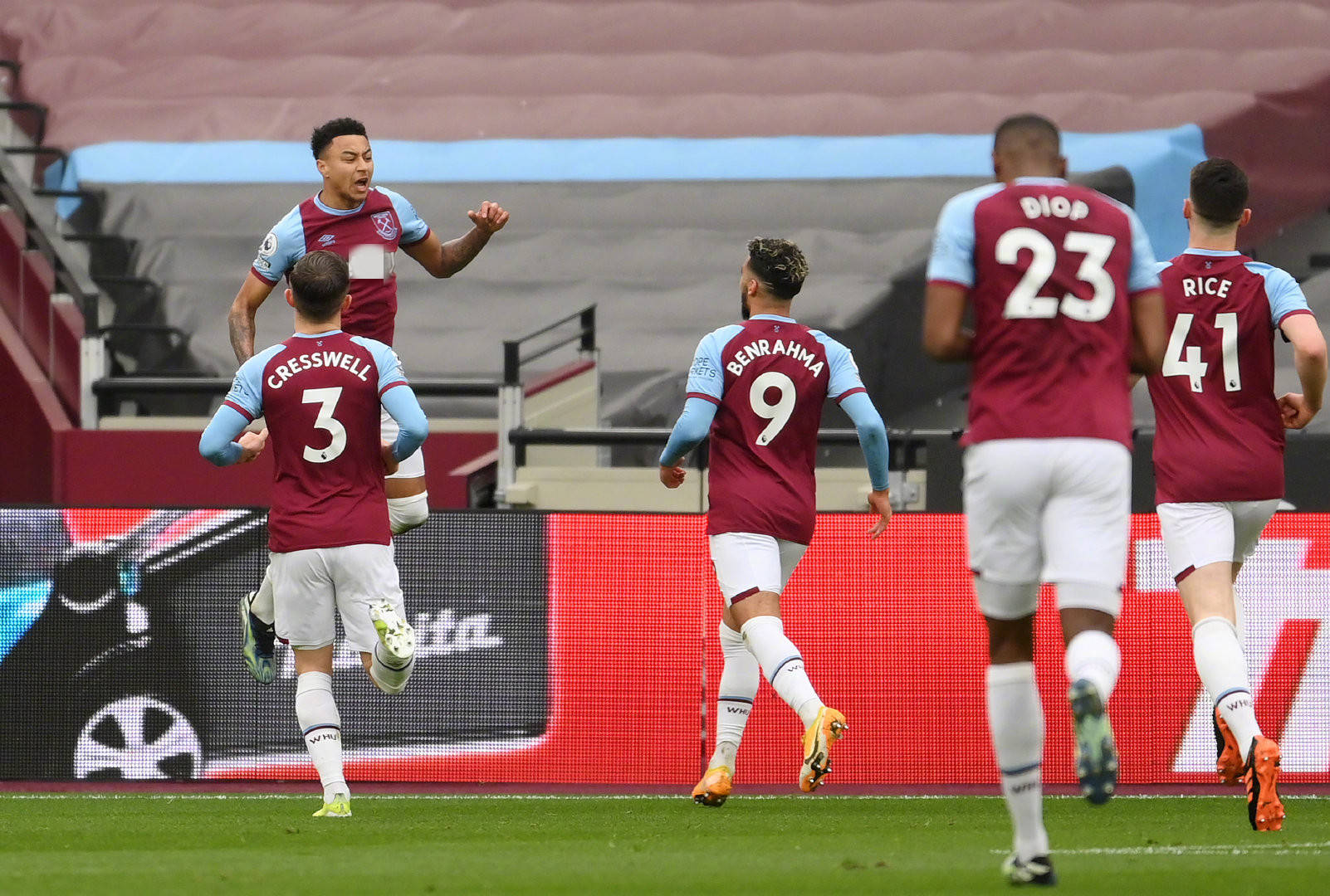 人攻入了 人攻入了