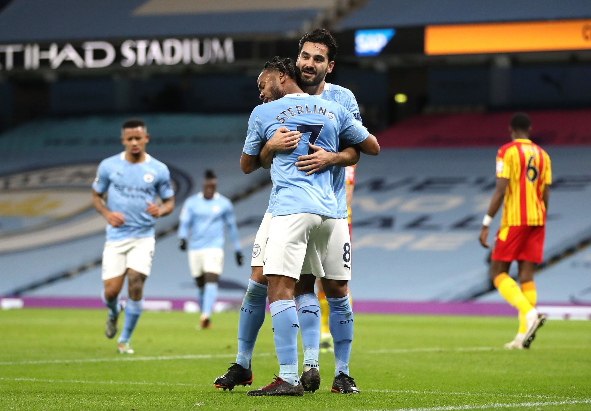 在众多年轻 在众多年轻